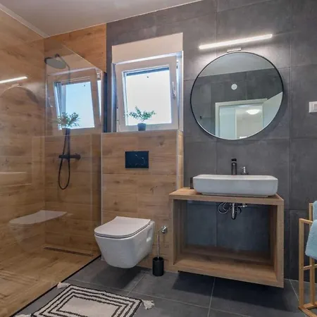 Casa vacanze Rovena, A Modern&luxurious Istrian