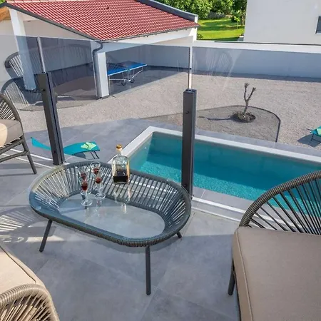 Casa vacanze Rovena, A Modern&luxurious Istrian