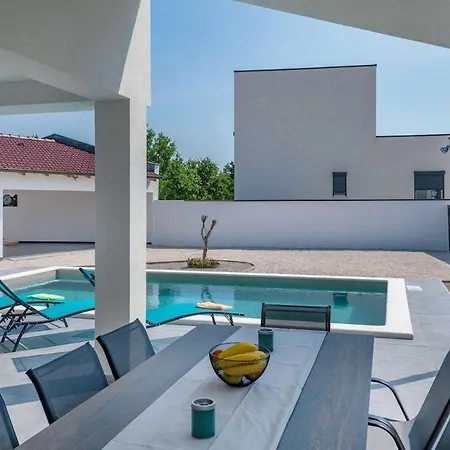 Rovena, A Modern&luxurious Istrian Casa vacanze