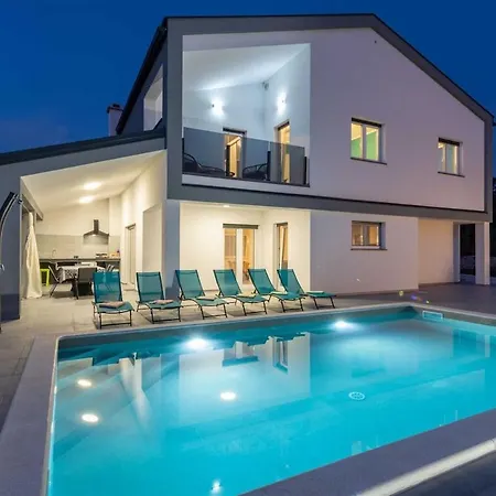Rovena, A Modern&luxurious Istrian *