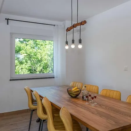 Rovena, A Modern&luxurious Istrian
