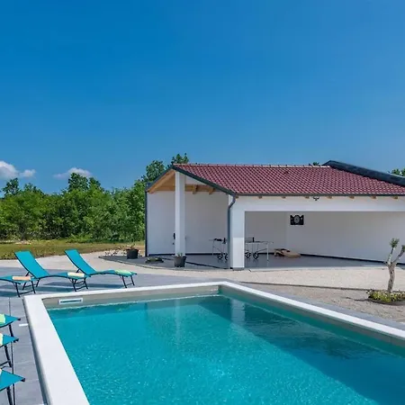 Rovena, A Modern&luxurious Istrian Casa vacanze *